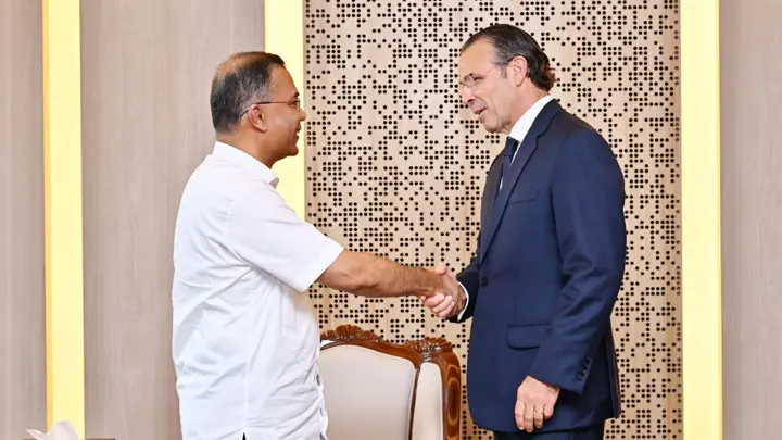 প্রধানমন্ত্রীর সঙ্গে শেভরনের উচ্চপর্যায়ের প্রতিনিধি দলের সাক্ষাৎ, জ্বালানি খাত নিয়ে আলোচনা