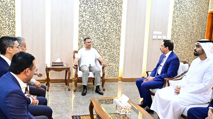 বন্দর ব্যবস্থাপনা ও বিনিয়োগ নিয়ে প্রধানমন্ত্রীর সঙ্গে আলোচনা
