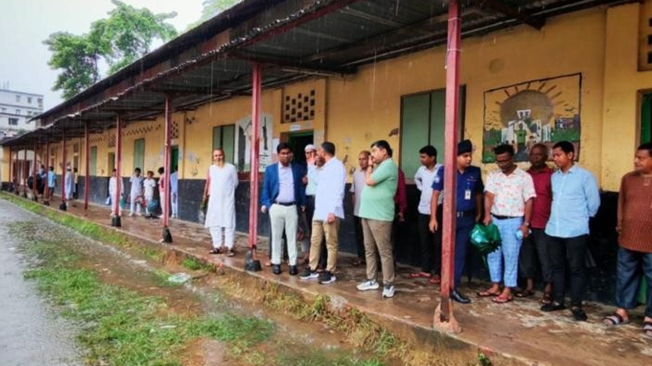 জলাবদ্ধতা নিরসনে কুসিক প্রশাসককে ব্যবস্থা গ্রহণের নির্দেশ প্রধানমন্ত্রীর
