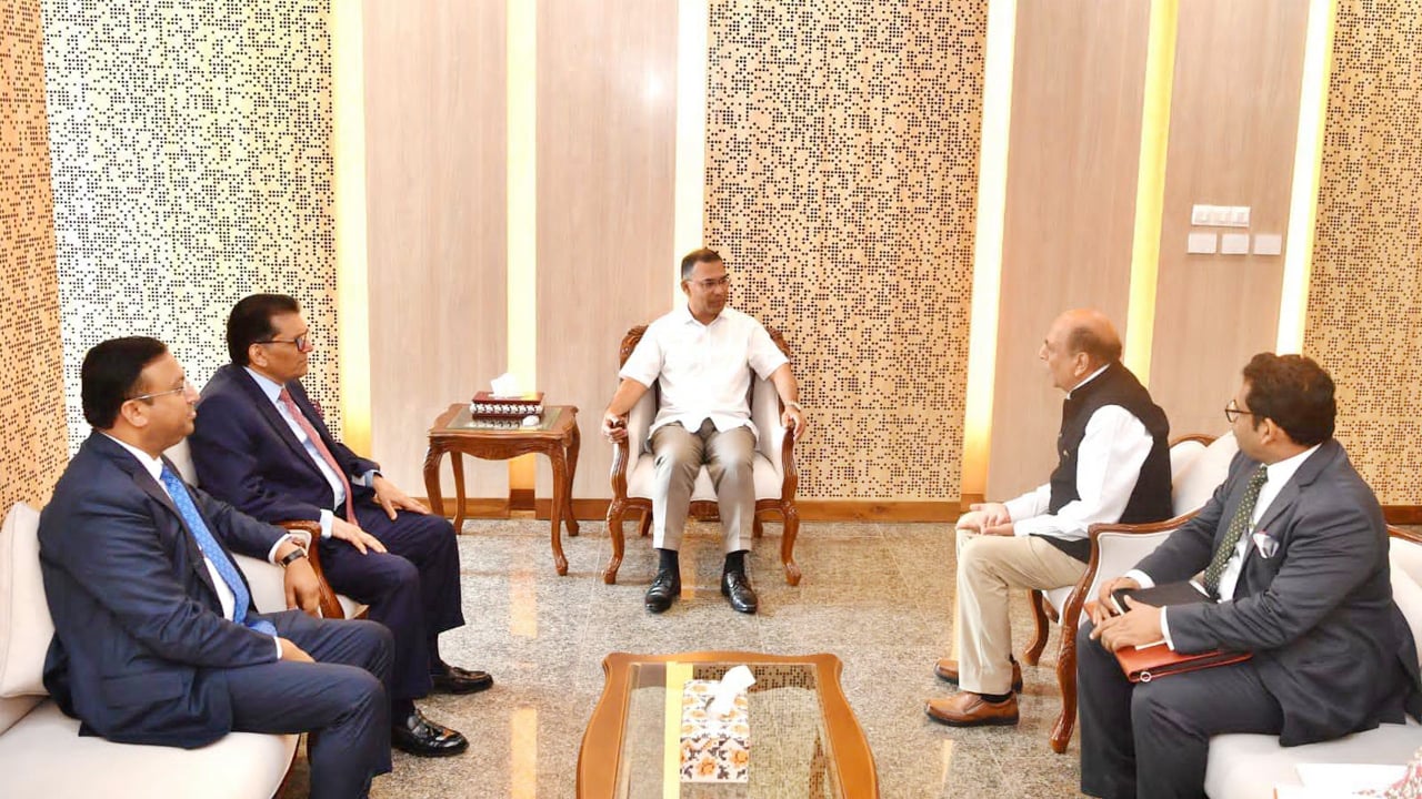 হাদির খুনি ও হাসিনাকে দ্রুত ফেরত দেবে ভারত, আশা বাংলাদেশের