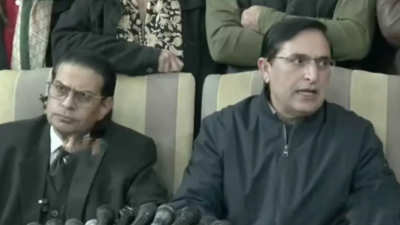 ইমরান খানকে নিয়ে সেনাবাহিনীর অভিযোগ হাস্যকর: পিটিআই