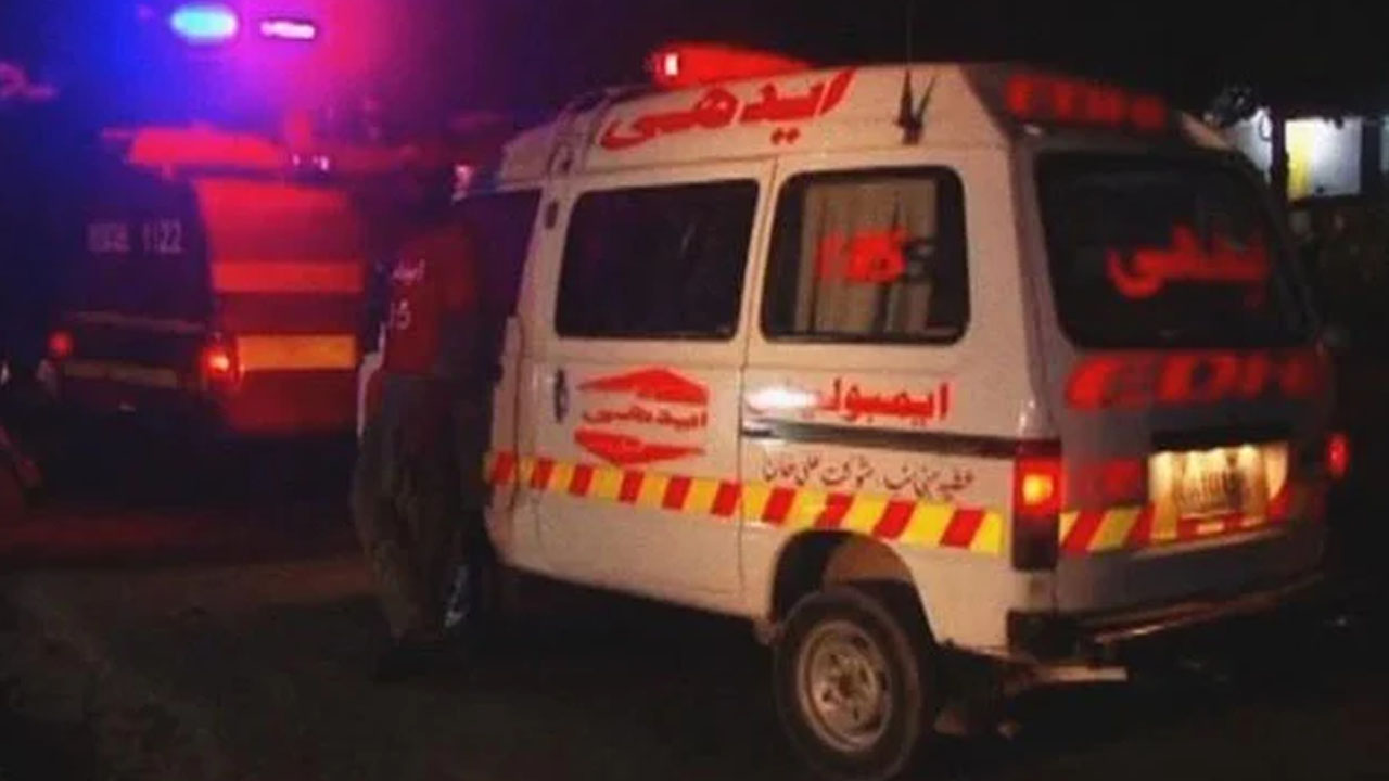 পাকিস্তানে স্বাধীনতা দিবস উদযাপনকালে ফাঁকা গুলিতে ৩ জনের মৃত্যু