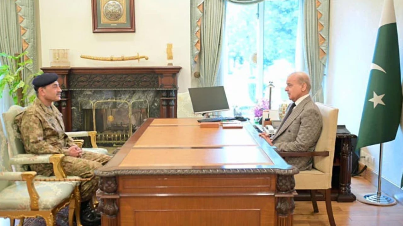 শান্তি স্থাপনে যুক্তরাষ্ট্র-ইরানকে সর্বাত্মক সহযোগিতার অঙ্গীকার পাকিস্তানের