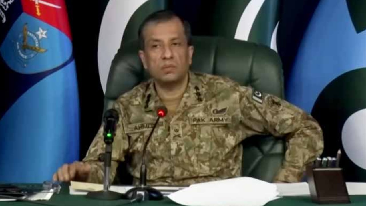 পাকিস্তানে সন্ত্রাসীদের অনুপ্রবেশের সুযোগ করে দেয় আফগান বাহিনী