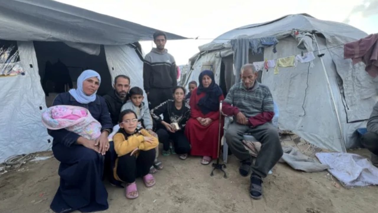 অসুস্থতা ও নিরাশার মধ্যে গাজার শরণার্থী জীবন