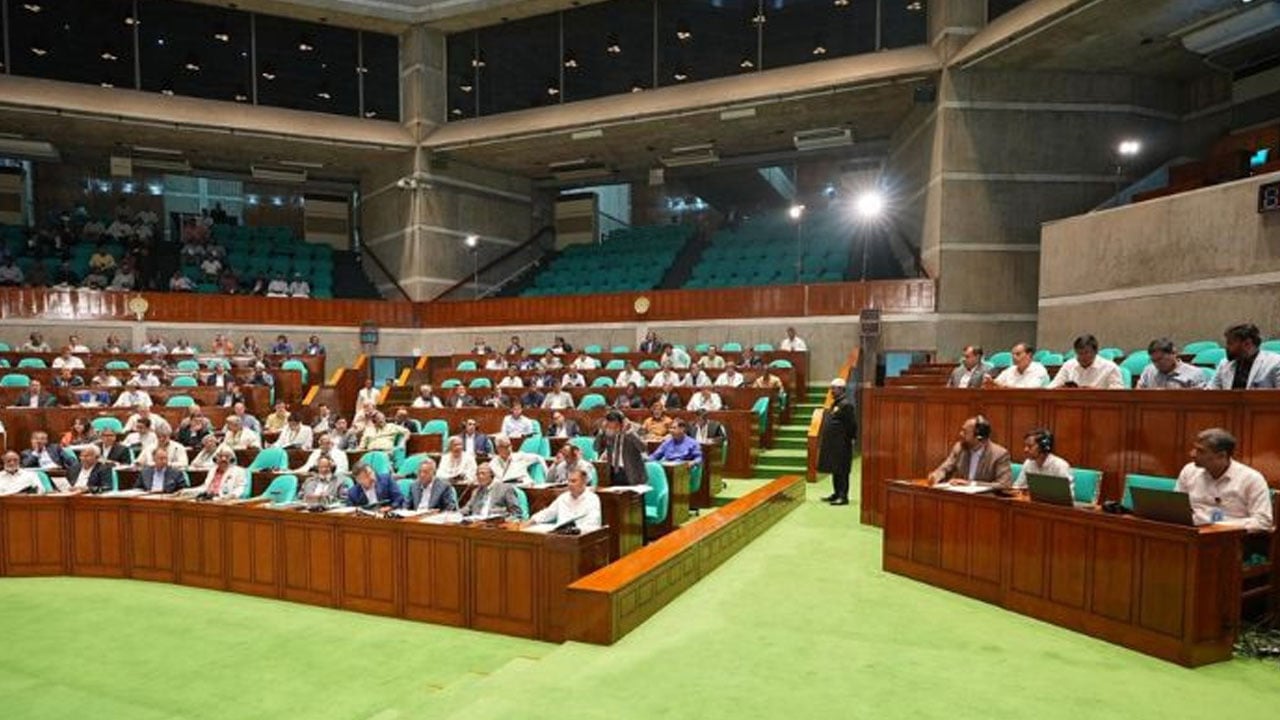 দুই বেলা চলবে সংসদ অধিবেশন, প্রয়োজনে শুক্রবারেও