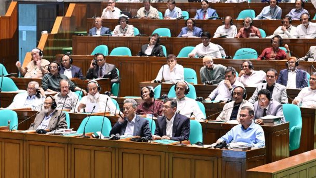 ‘কনটেন্ট ক্রিয়েটর’ পরিচয়ে অনুমতি ছাড়া ভিডিও প্রচার করলে দ্রুত বিচার