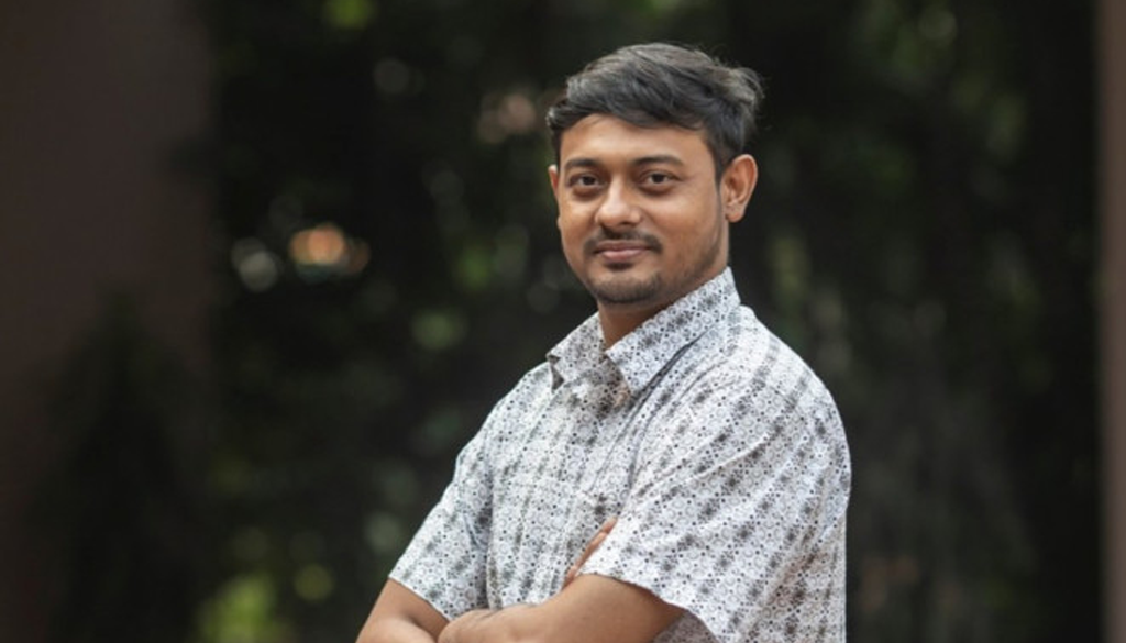 নির্বাচনে ডিস্টার্ব করলে ব‍্যবসা নিয়ে লেজ গুটিয়ে পালাতে হবে