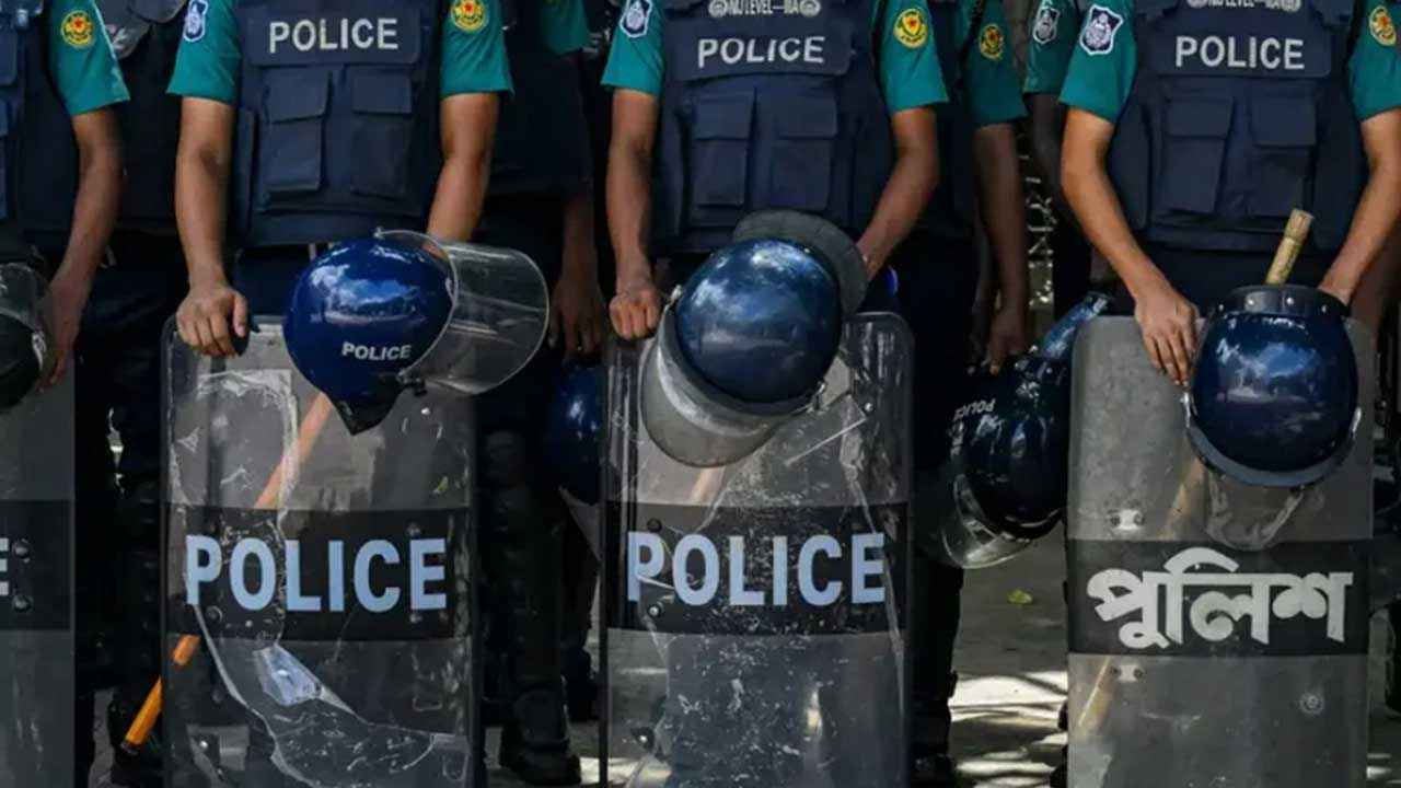 মোহাম্মদপুরে সহকারী কমিশনারসহ ৩ জন ক্লোজড