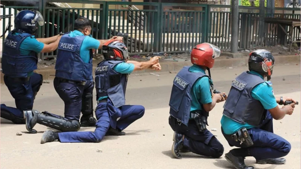 জুলাই গণ-অভ্যুত্থানে পলাতক ৫৭ পুলিশ কর্মকর্তা বরখাস্ত হচ্ছেন