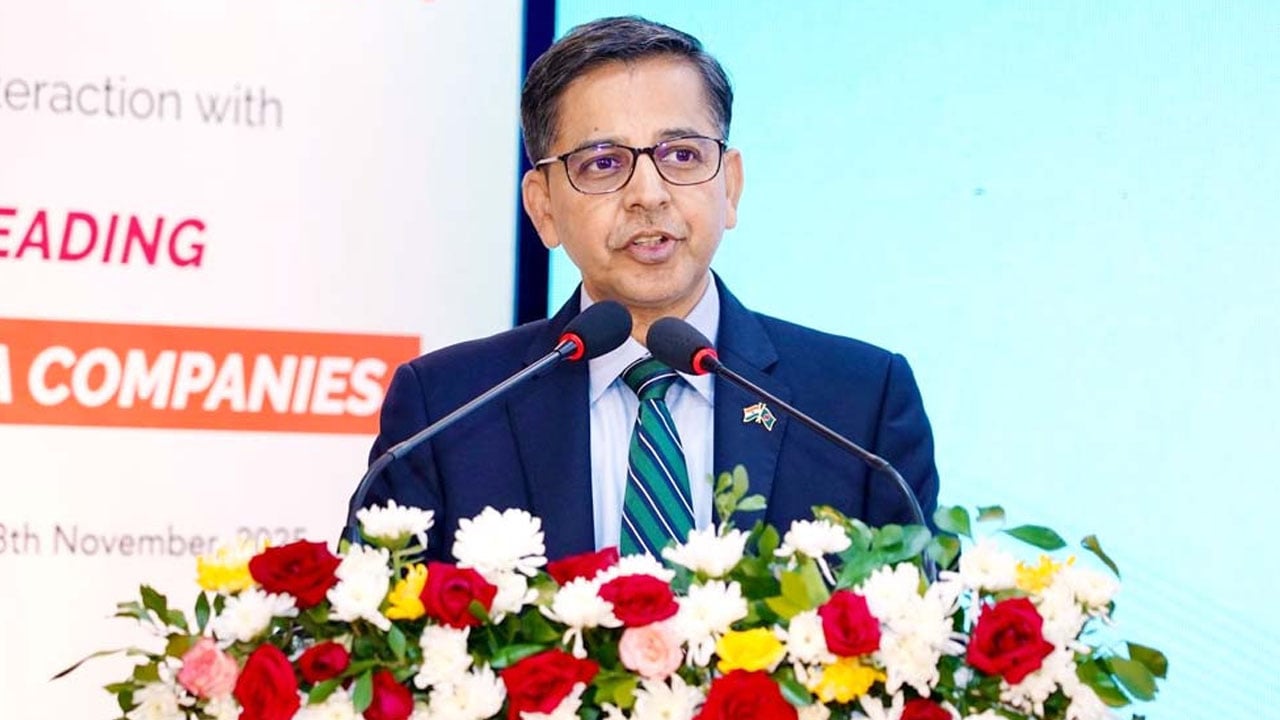 বাংলাদেশের জন্য ভারতের বিজনেস ভিসা ইস্যু করা হচ্ছে: প্রণয় ভার্মা