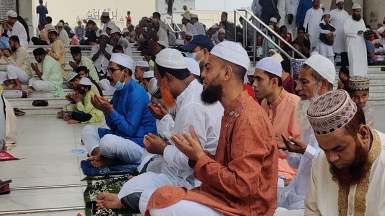 আখেরি চাহার সোম্বা: বায়তুল মোকাররমে আলোচনা ও দোয়া