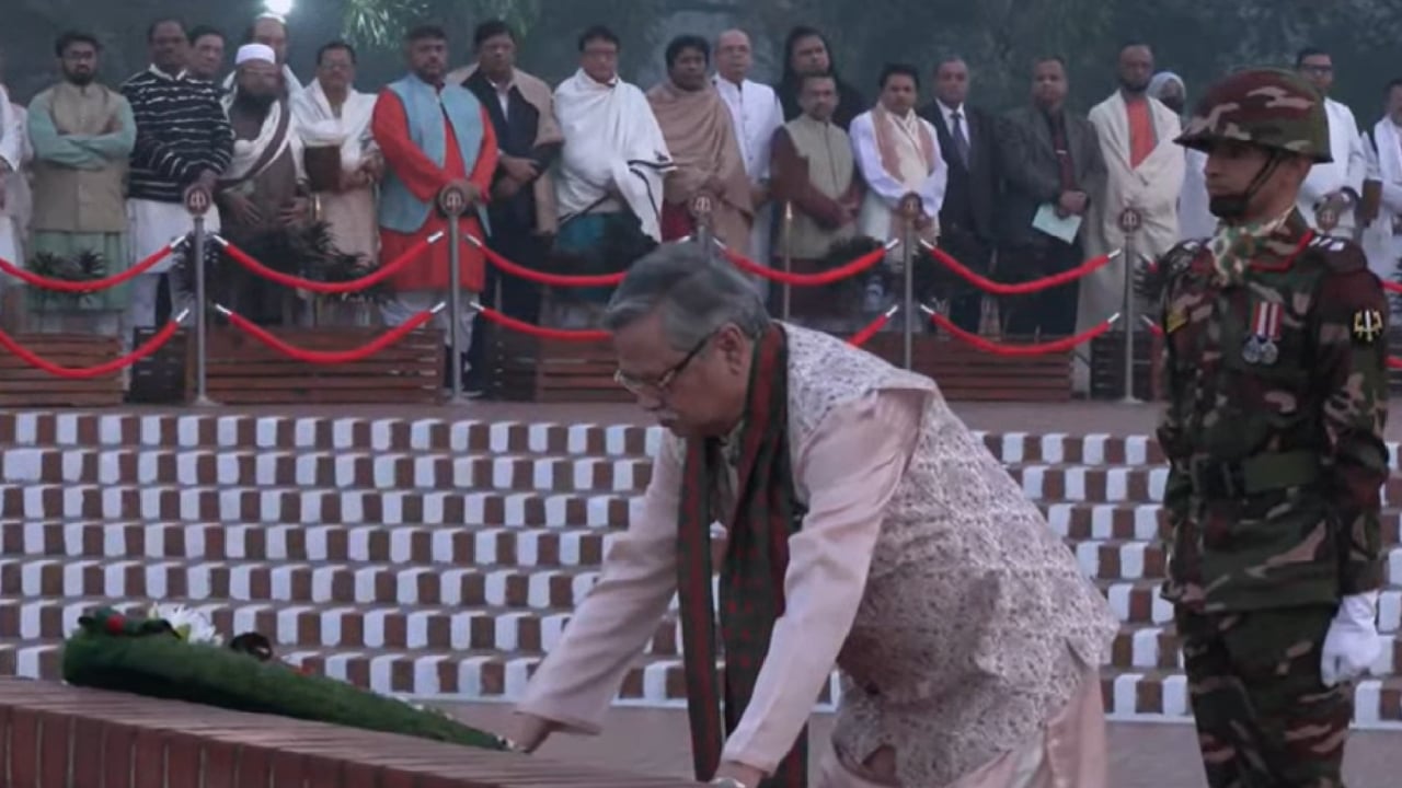 বিজয় দিবসে জাতির শ্রেষ্ঠ সন্তানদের প্রতি রাষ্ট্রপতির শ্রদ্ধা নিবেদন