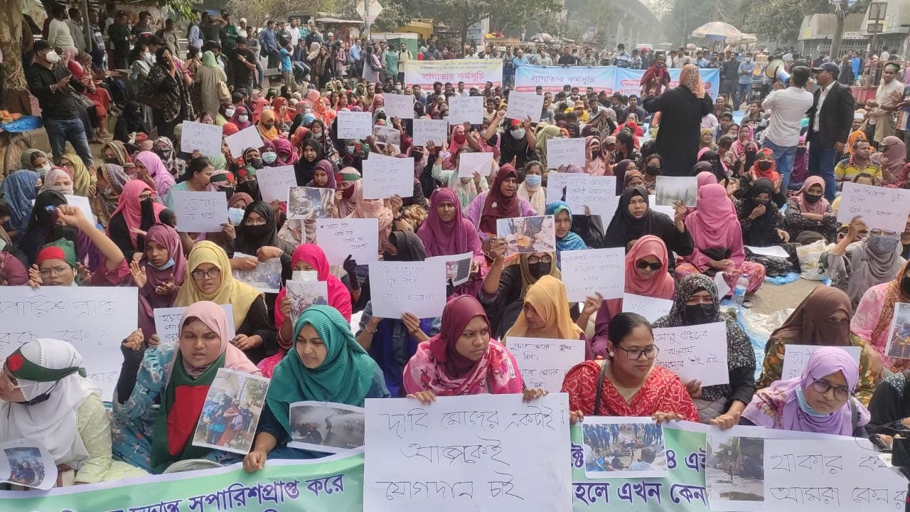 প্রাথমিক শিক্ষক আন্দোলনে কোথাও শাটডাউন কোথাও পরীক্ষা