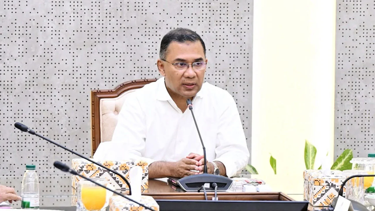 ফ্যামিলি কার্ডধারী পরিবার পাবে ২৫০০ টাকা