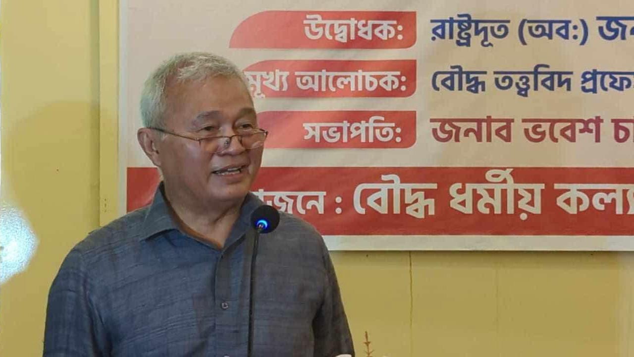 সম্প্রীতির বন্ধনে দেশকে এগিয়ে নিতে চাই: পার্বত্য উপদেষ্টা