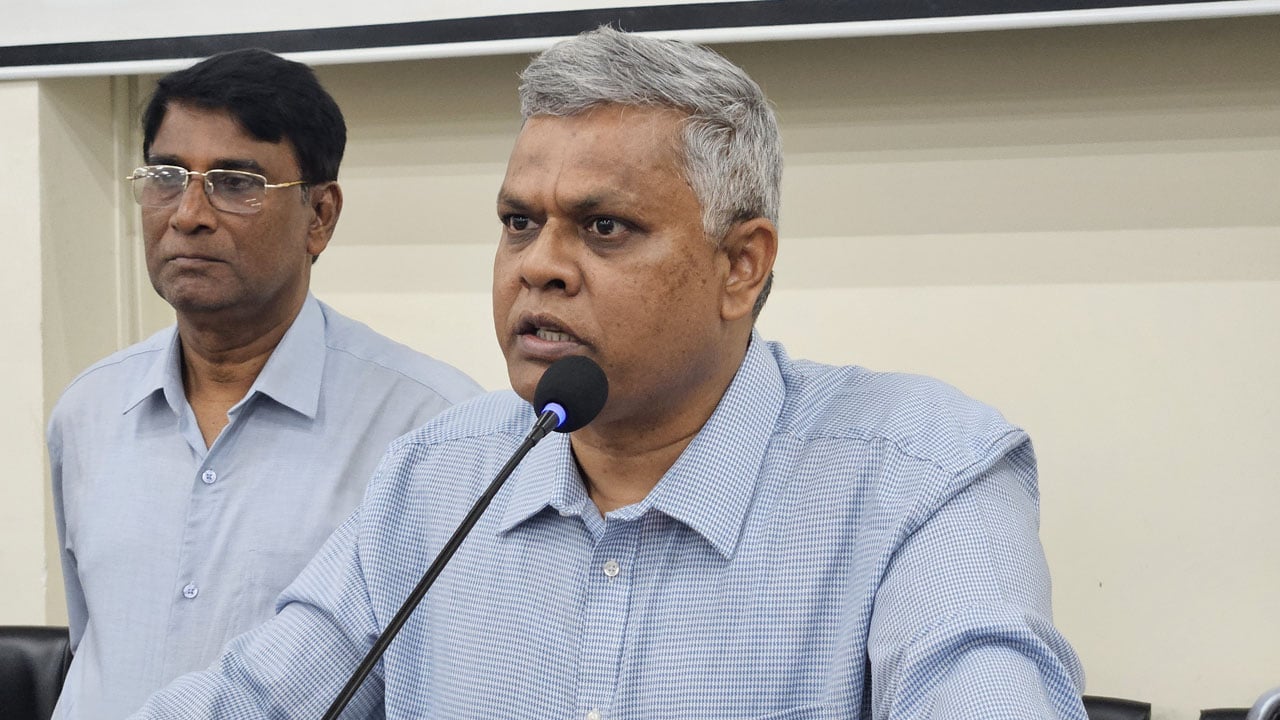 জুলাইকে কুক্ষিগত করতে চাওয়া গোষ্ঠীরা আ. লীগের মত শেষ হয়ে যাবে   