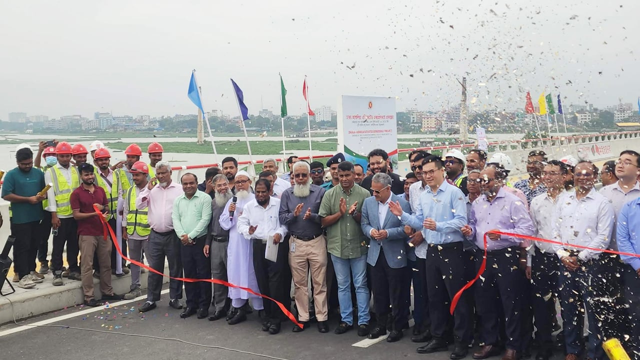 ধউর-আশুলিয়া সার্ভিস সেতুর উদ্বোধন
