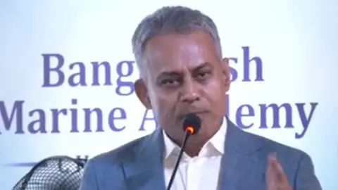সামুদ্রিক খাতে বিদেশি বিনিয়োগ ও বিশেষজ্ঞ সহায়তা নেওয়া হচ্ছে: নৌপরিবহনমন্ত্রী
