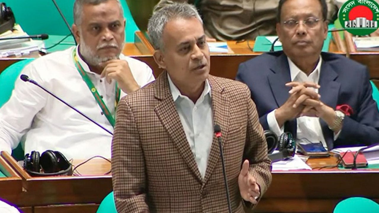 ১৫ বছরে ১,৩৩৪ রেল দুর্ঘটনা, বেশি পূর্বাঞ্চলে: সংসদে রেলমন্ত্রী