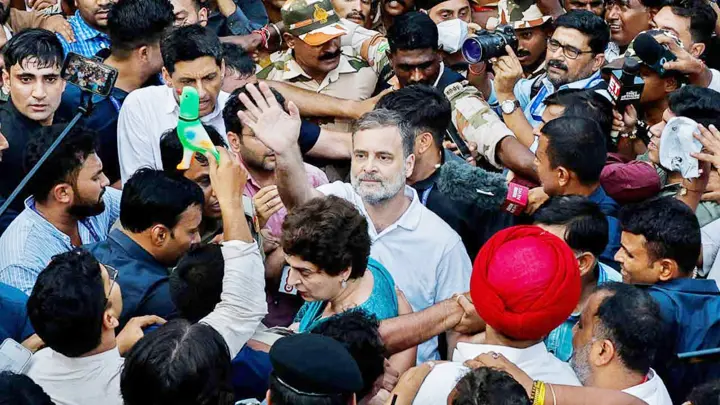 উত্তাল দিল্লি, রাহুল গান্ধী ও কয়েকজন এমপি আটক