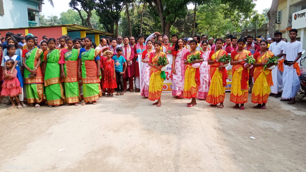 রায়গঞ্জে বর্ণাঢ্য আয়োজনে পহেলা বৈশাখ উদ্‌যাপন