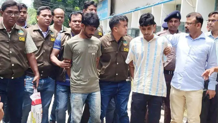 রংপুরে ৪ খুন: ডিএনএ পরীক্ষার জন্য দুই আসামিকে ঢাকায় নেওয়া হচ্ছে