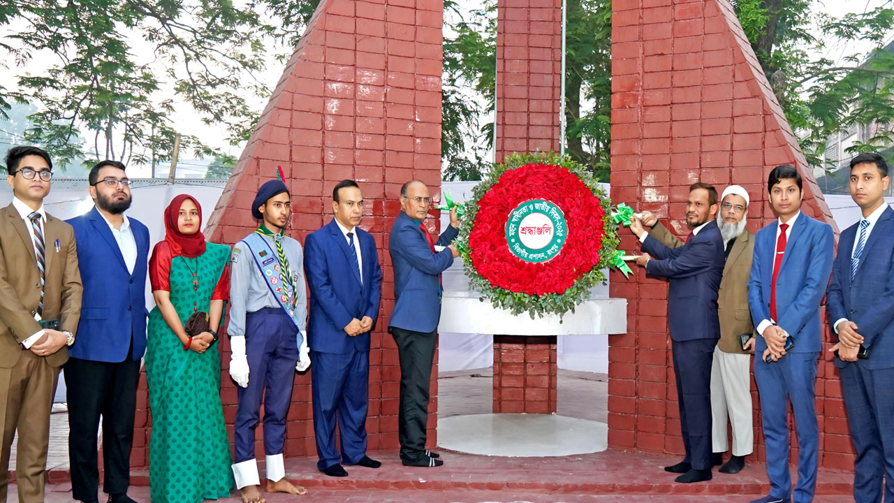 যথাযোগ্য মর্যাদায় সারাদেশে মহান স্বাধীনতা দিবস উদ্‌যাপন
