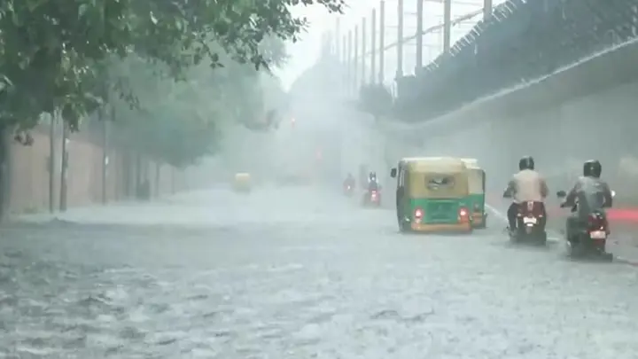 দিল্লিতে রেড অ্যালার্ট জারি