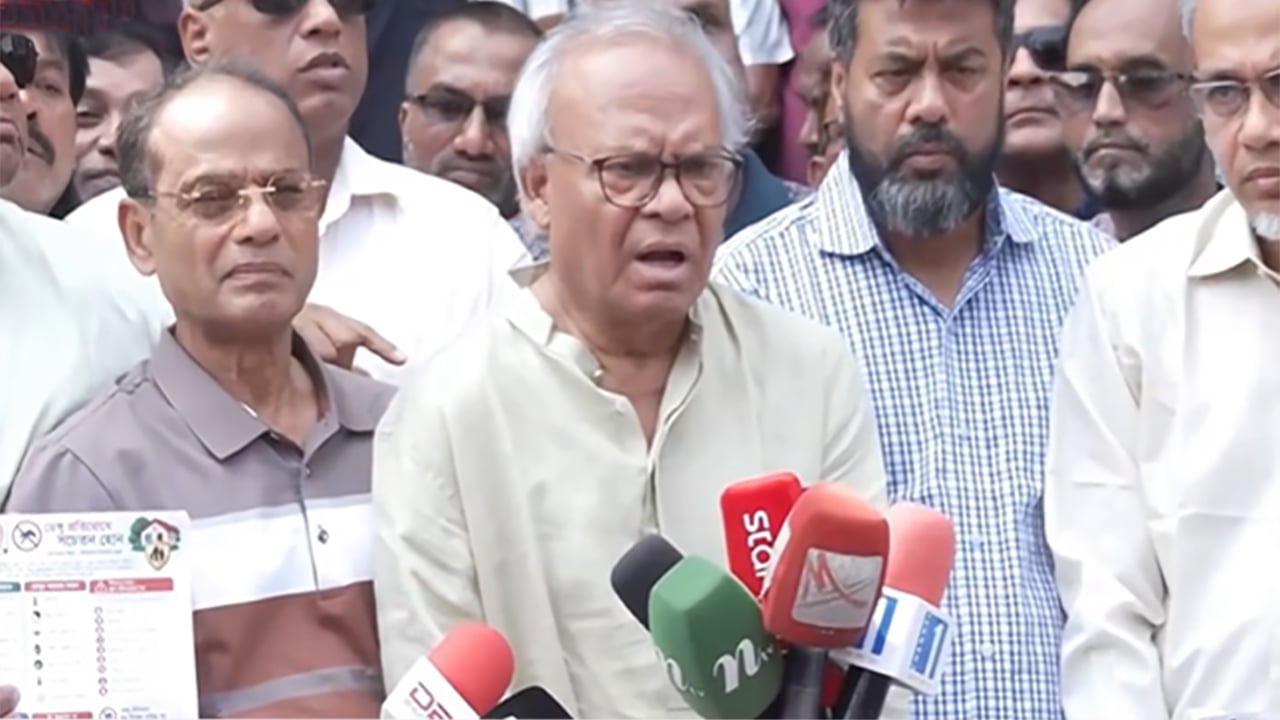 সরকারের ভাবমূর্তি ক্ষুণ্ন করতে জামায়াত মিথ্যাচার চালাচ্ছে: রুহুল কবির রিজভী