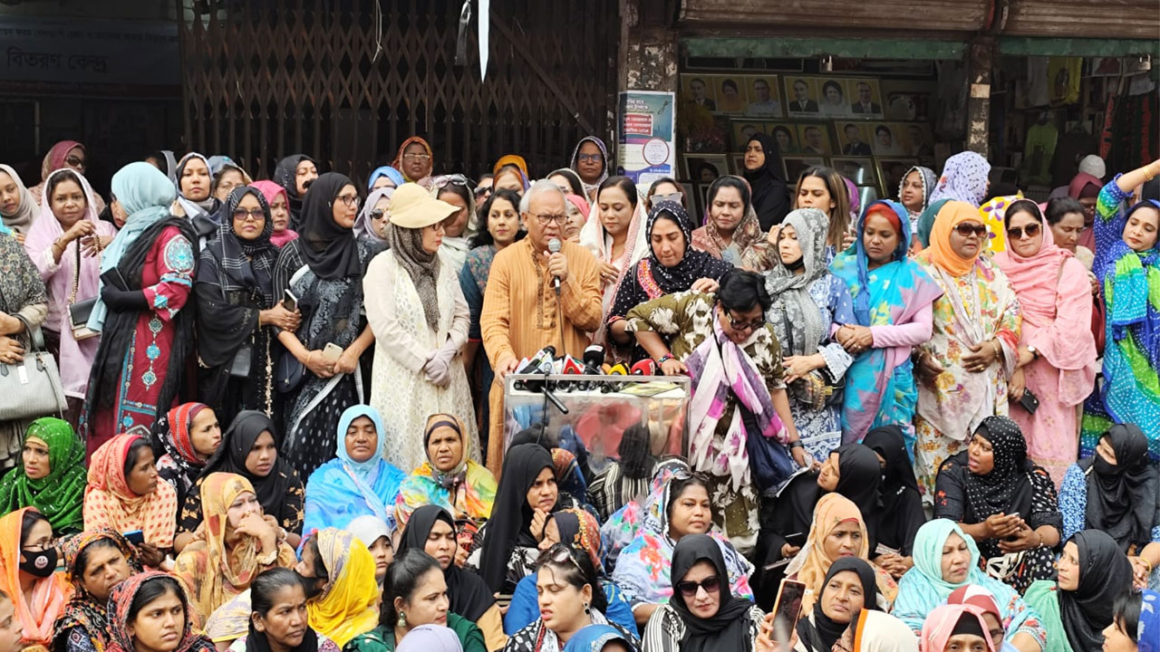 প্রশাসনের কর্তৃত্ব না থাকায় ধর্ষণ বেড়ে যাচ্ছে: রিজভী