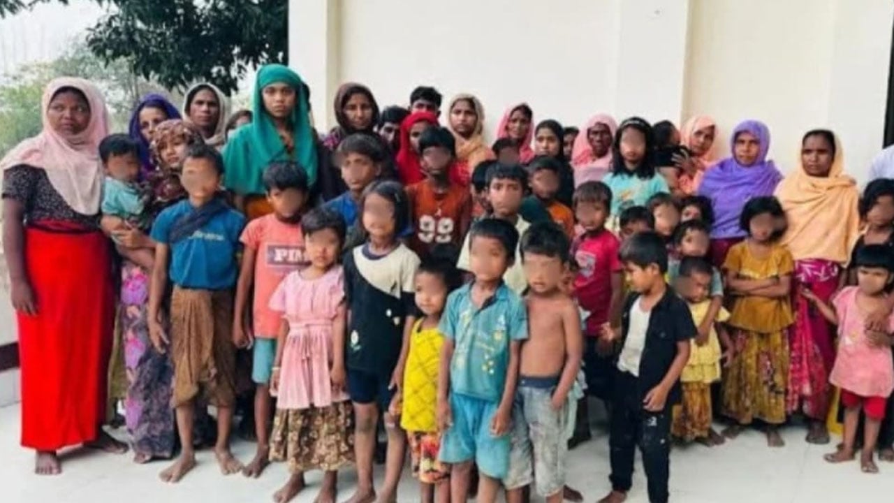 সাগরপথে মালয়েশিয়া পাচারকালে ৬৯ রোহিঙ্গা উদ্ধার