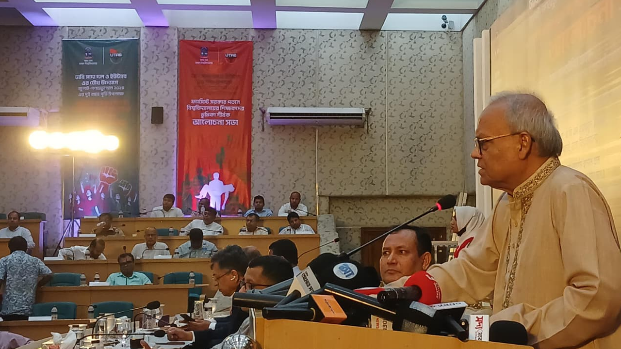 ভারত সরকারের অনুমতি ছাড়া দিল্লিতে কীভাবে প্রোগ্রাম করেন হাসিনা: রিজভী
