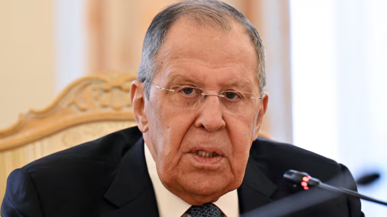 ইরানে হামলার অর্থ ‘আগুন নিয়ে খেলা’: ল্যাভরভ