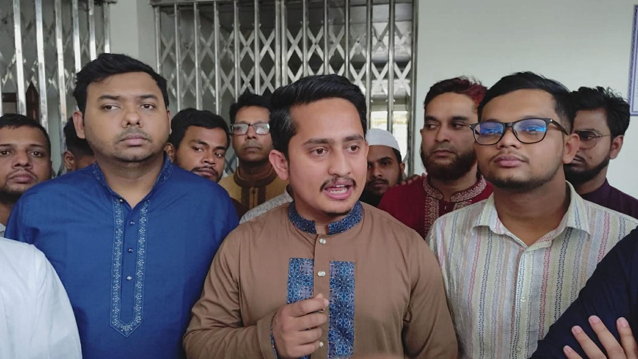 বিএনপি সরকার ধীরে ধীরে ব্যর্থতার দিকে যাচ্ছে: সারজিস আলম