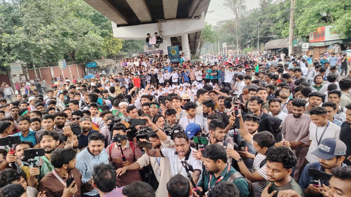আন্দোলনরত পলিটেকনিক শিক্ষার্থীদের নতুন কর্মসূচি