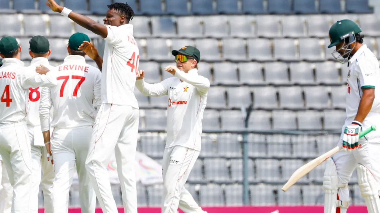 মুজারাবানিকে উইকেট দিয়ে ফিরলেন শান্ত