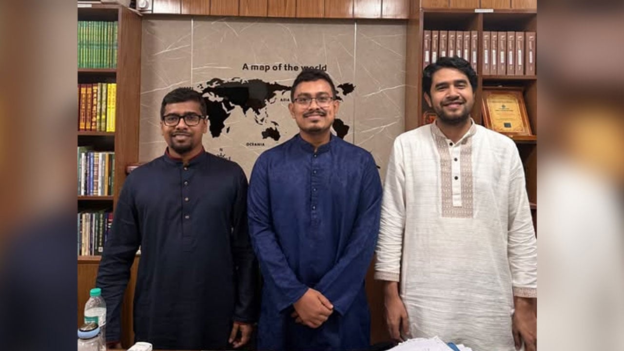 ছাত্রশিবির থেকে বিদায়ের পর সাদিক কায়েমের আবেগঘন স্ট্যাটাস
