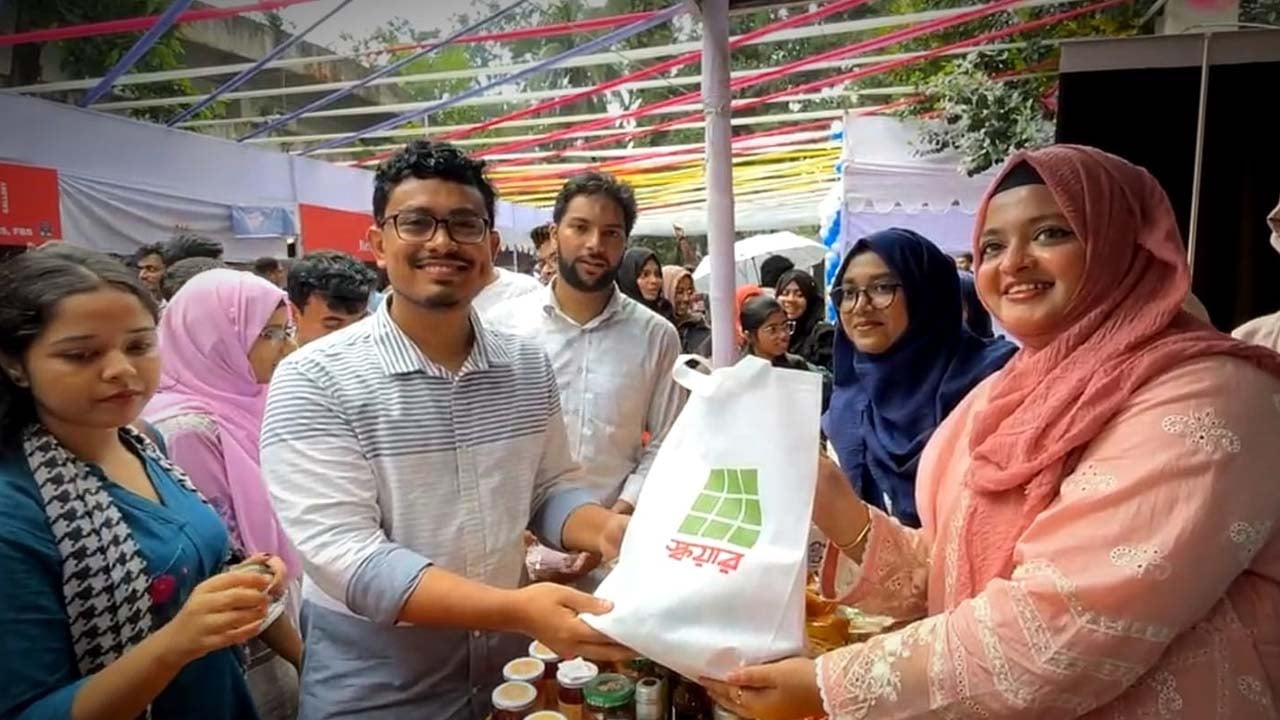 ঢাবির ব্যবসায় শিক্ষা অনুষদে ‘সেলস ফেয়ার’ অনুষ্ঠিত