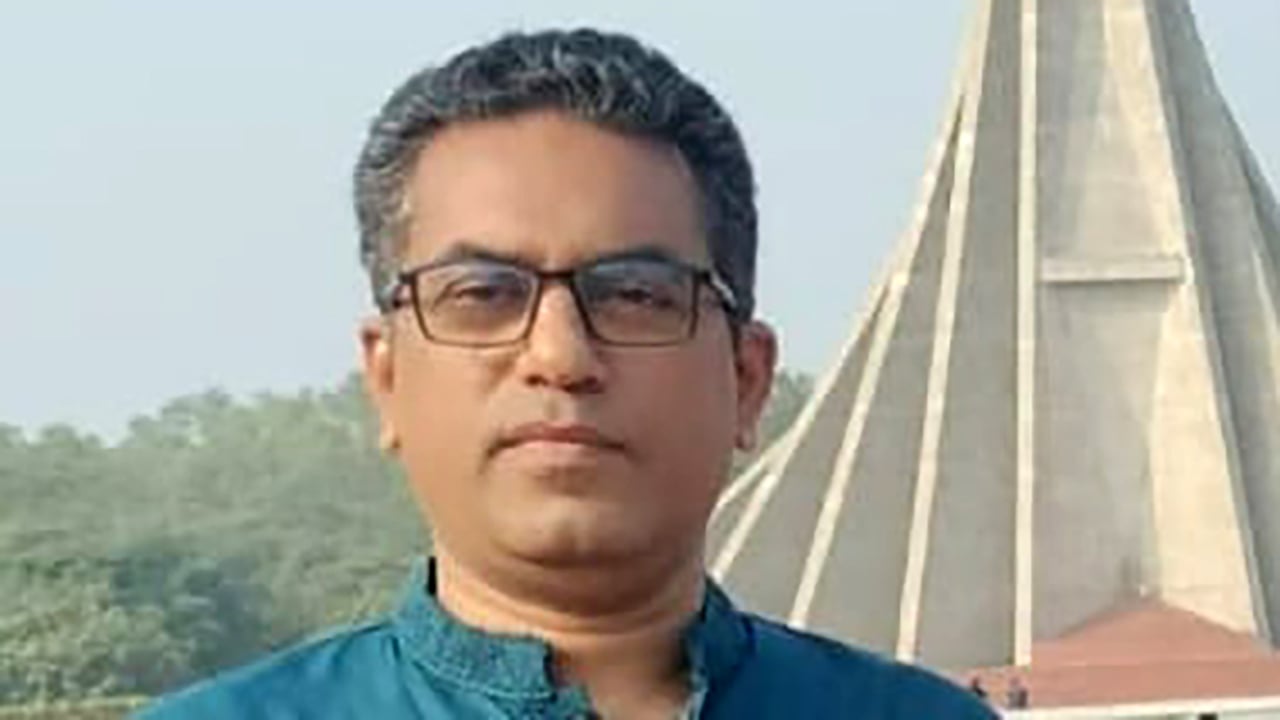 জবির উপপরিচালক সাইফুল ইসলামের সাফল্য