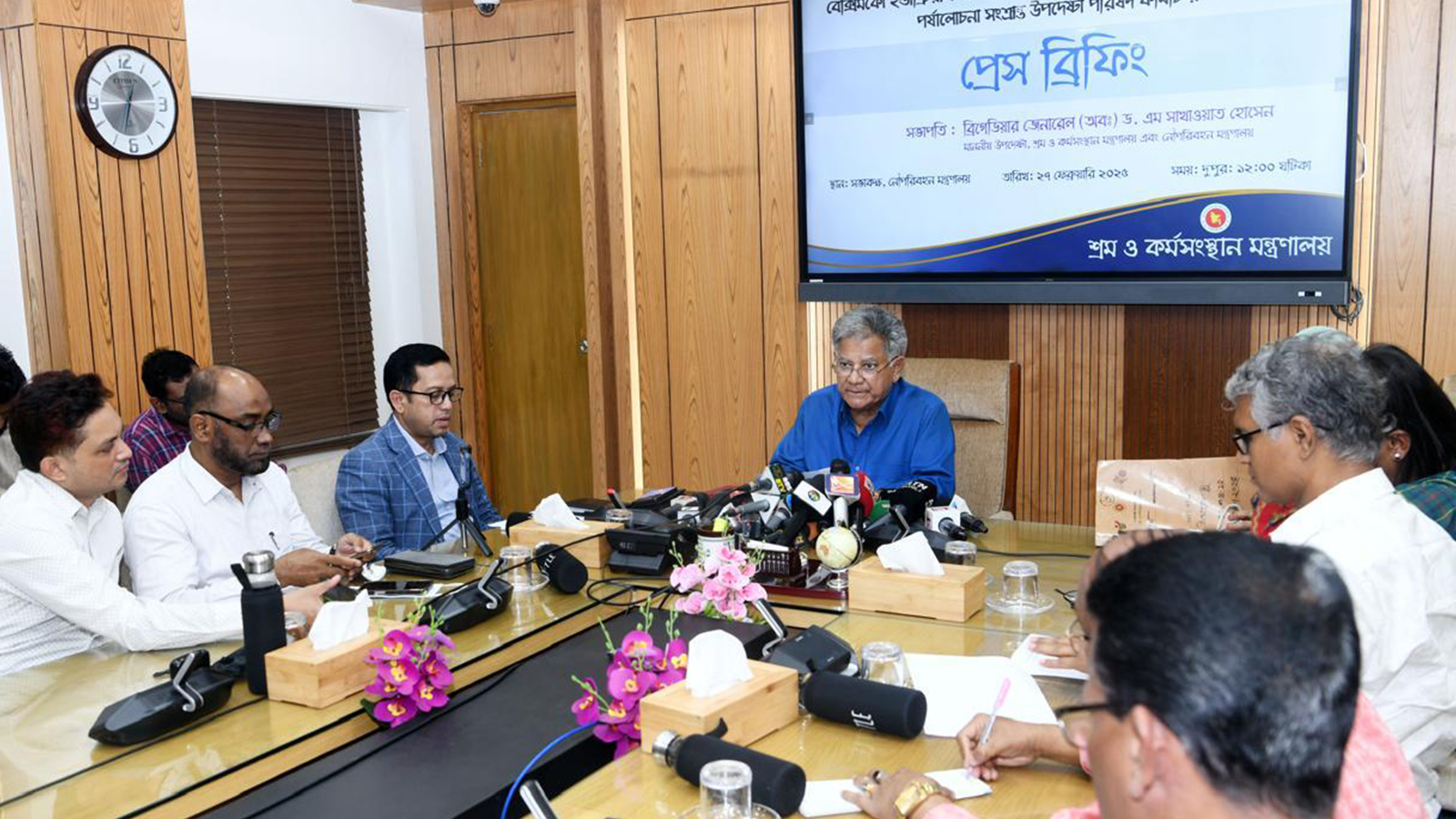 সেনাপ্রধান না বুঝে কোনও কথা বলেননি: এম সাখাওয়াত হোসেন