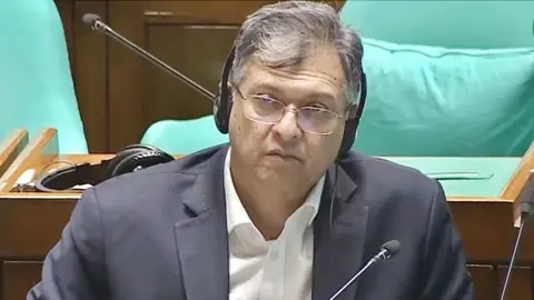 জুলাই সনদ বাস্তবায়নে দ্রুত বিল আনা হবে, ওয়াদা স্বরাষ্ট্রমন্ত্রীর