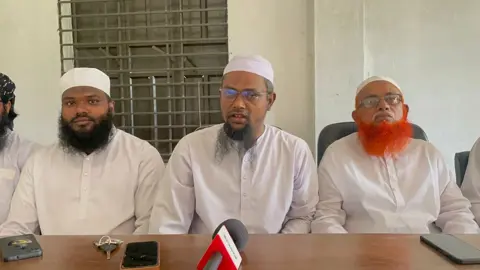 নিষিদ্ধ যুবলীগের কমিটিতে ইসলামী আন্দোলন নেতার নাম, সংবাদ সম্মেলনে অস্বীকার