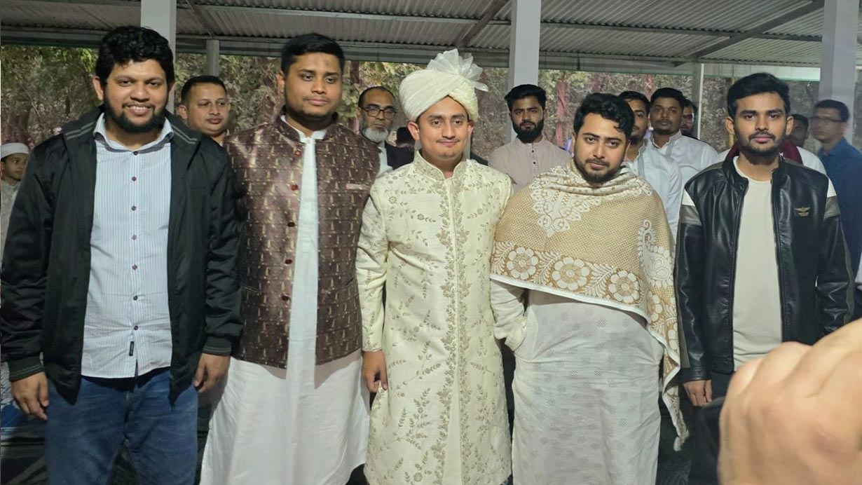 বিয়ে করেছেন সারজিস আলম