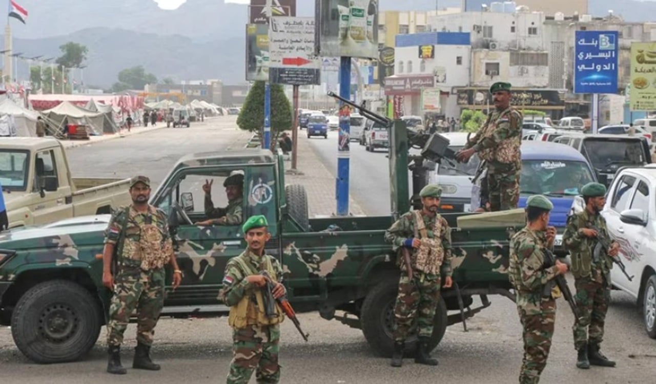 ইয়েমেনে সৌদি নেতৃত্বাধীন জোটের হামলা