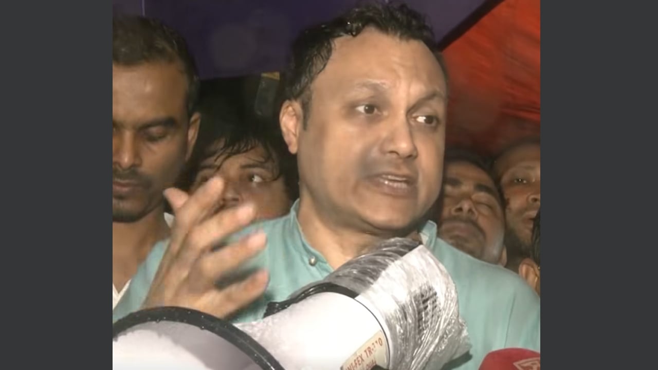 রাজনীতিকে ইবাদতে পরিণত করুন, পানিবন্দি মানুষের পাশে দাঁড়ান