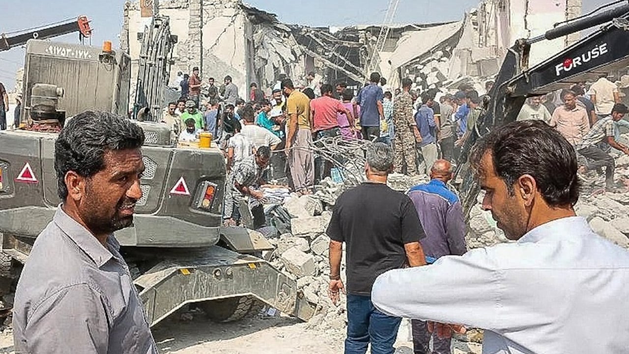 ইরানে স্কুলে হামলায় নিহত বেড়ে ১৪৮