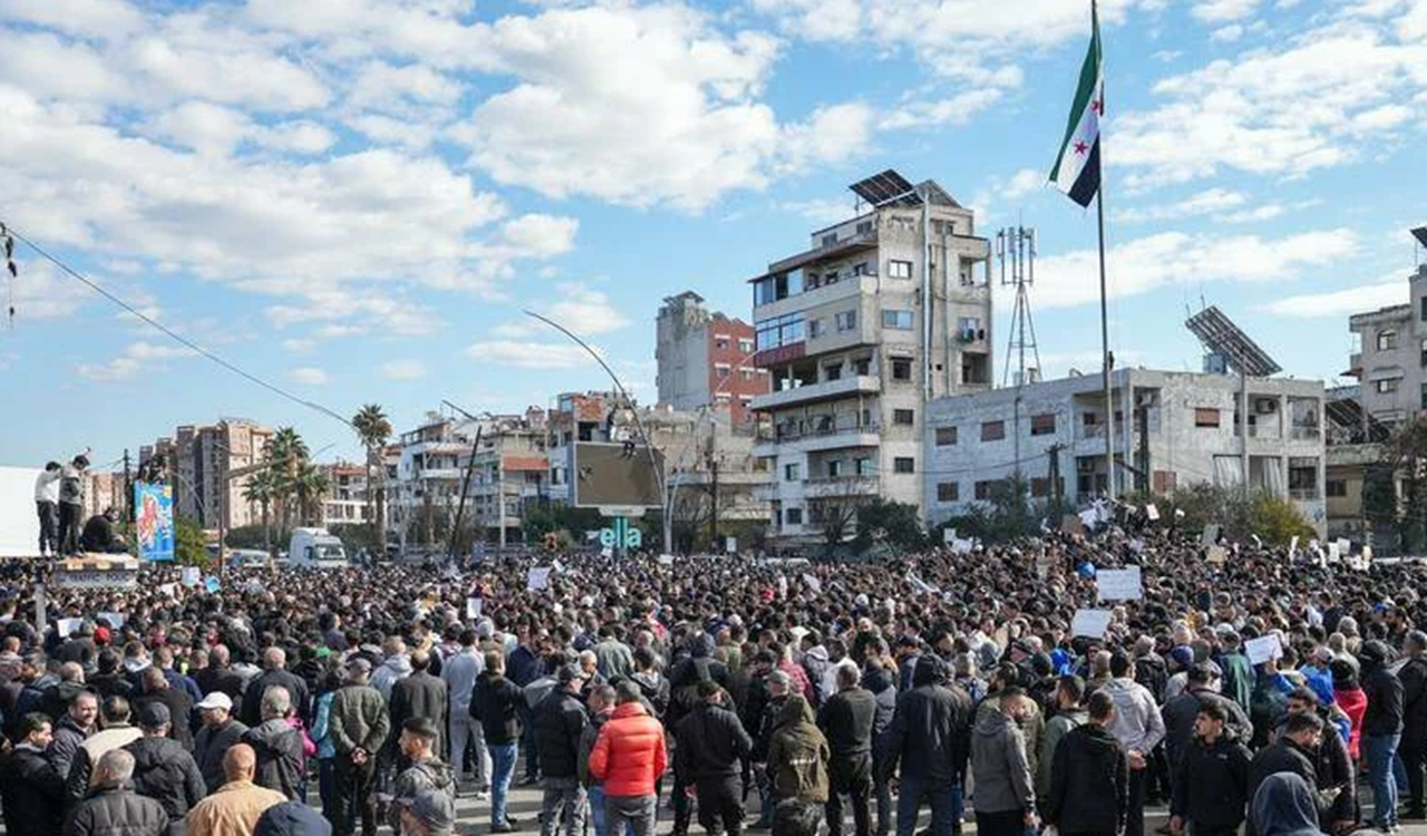 সিরিয়ায় আলাওয়ি বিক্ষোভে গুলিবর্ষণ, নিহত ৩