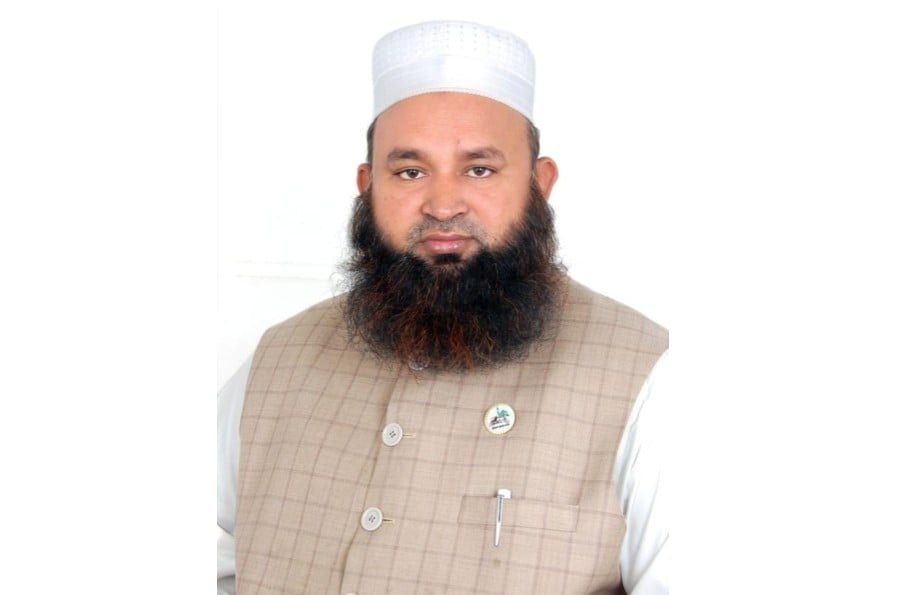 নির্বাচন থেকে সরে দাঁড়ালেন মামুনুল হকের দলের এক প্রার্থী