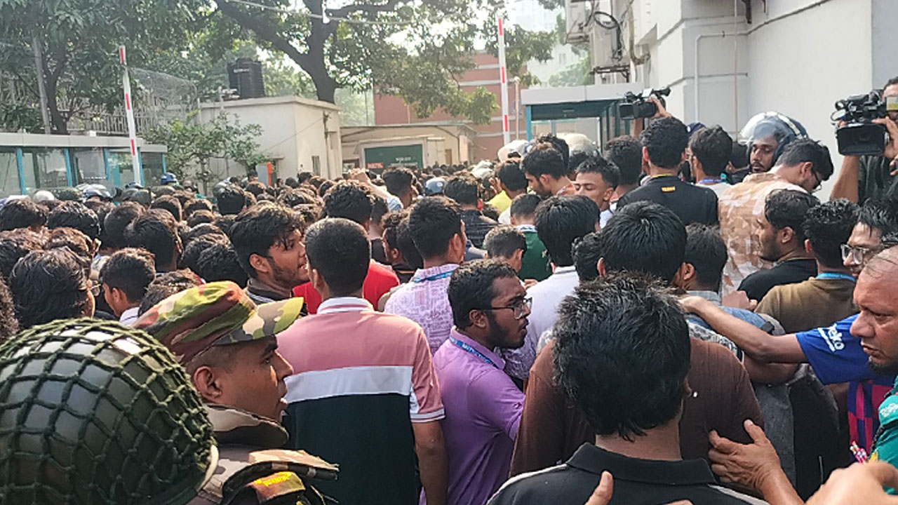 সচিবালয়ের ঘটনায় শিক্ষার্থীর মৃত্যুর খবর ভুয়া